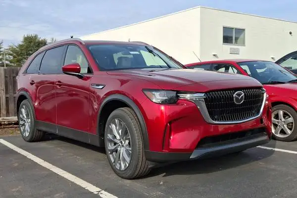 Đánh Giá Chi Tiết Các Dòng Xe Mazda Phổ Biến Tại Flemington, Nj