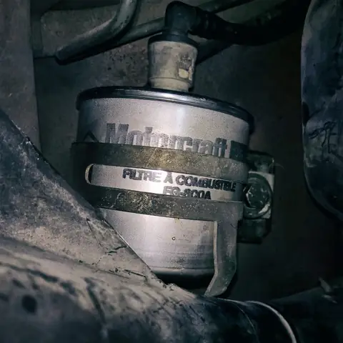 Hướng Dẫn Thay Lọc Nhiên Liệu Mazda Chi Tiết & Chuyên Nghiệp