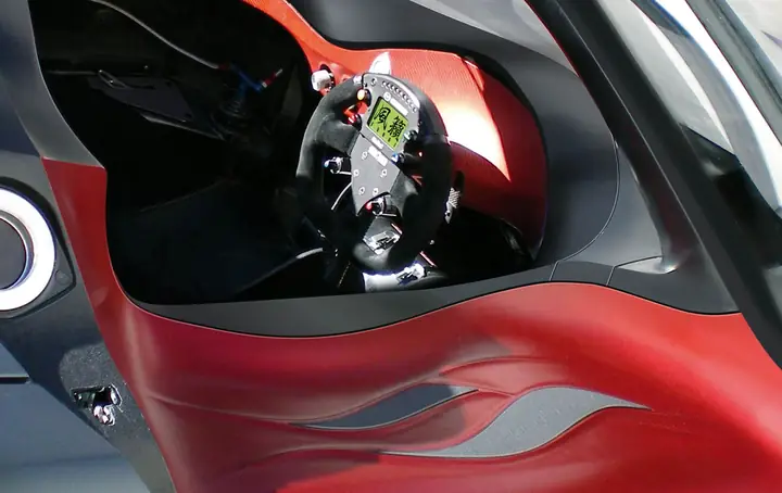 Mazda Furai Interior: Không Gian Lái Độc Bản Và Công Nghệ Tối Ưu