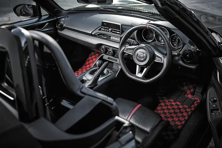 Top 5 Phụ Tùng Nội Thất Mazda Quan Trọng Nhất Bạn Cần Biết