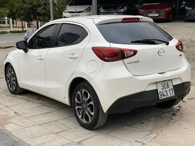 Mazda2 Hatchback: Đánh Giá Chi Tiết Và Có Nên Mua Không?