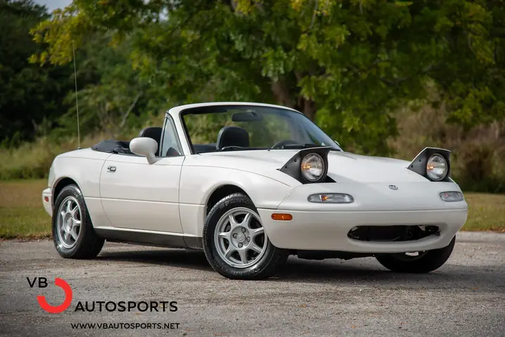 Mua Mazda Mx-5 Miata Cũ Gần Bạn: Top 10 Địa Chỉ Uy Tín