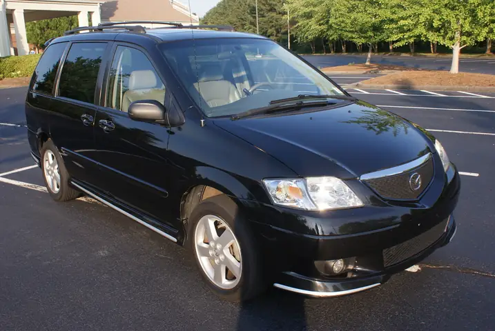 Mazda 2002: Xe Gia Đình, Mpv & 323 Cũ