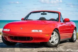 Mazda Mx-5 1995: Đánh Giá Chi Tiết Thiết Kế, Động Cơ Và Trải Nghiệm Lái