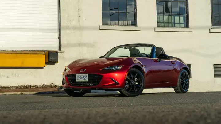 Mazda Mx-5: Xe Thể Thao Mui Trần Huyền Thoại