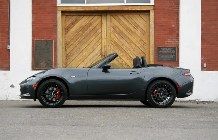 Mazda Mx-5: Xe Thể Thao Mui Trần Huyền Thoại