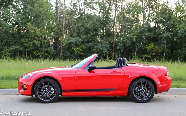 Mazda Mx-5: Xe Thể Thao Mui Trần Huyền Thoại