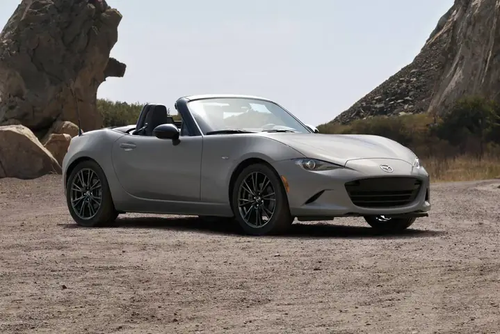 Mazda Mx-5 Miata: Roadster Huyền Thoại Trở Lại Việt Nam?
