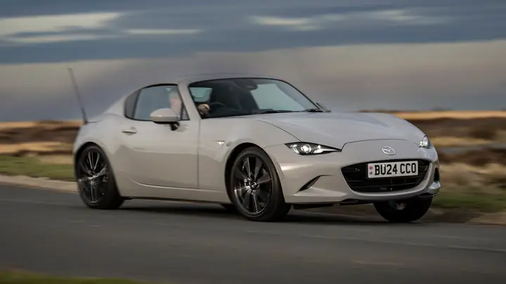 Đánh Giá Mazda Mx-5: Tại Sao Đây Là Xe Thể Thao Giá Phải