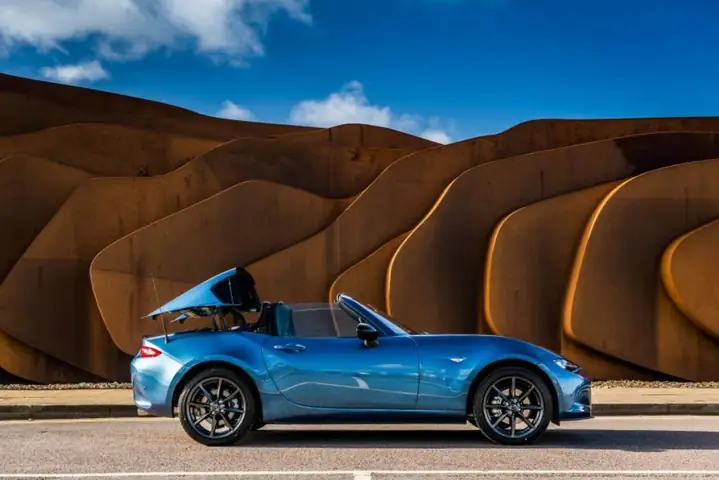 Mazda Mx-5 Rf 2018: Giá Bán, Đánh Giá Và Kinh Nghiệm Mua Xe Cũ