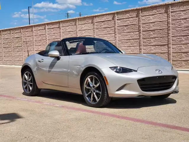 Xe Mazda Mx-5 Cũ: Giá, Phiên Bản, Nơi Mua Uy Tín