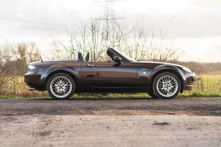 Mazda Mx-5 Z Sport 2007: Khám Phá Phiên Bản Giới Hạn Đầy Cảm Hứng