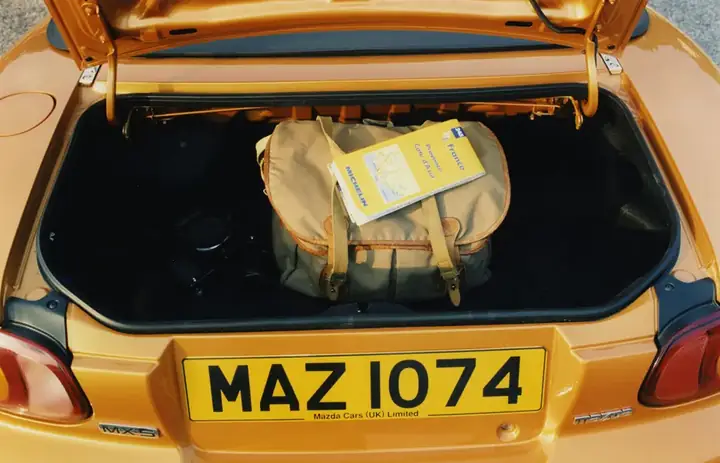 Mazda Mx-5 Dung Tích Cốp: Bao Nhiêu Lít?