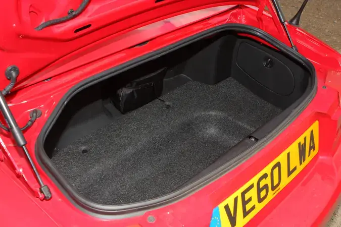 Mazda Mx-5 Dung Tích Cốp: Bao Nhiêu Lít?