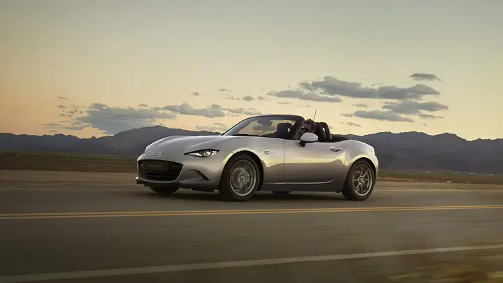 Mazda Mx-5 Hardtop Convertible Là Gì? Cơ Chế Hoạt Động & 5 Ưu Điểm Vượt Trội