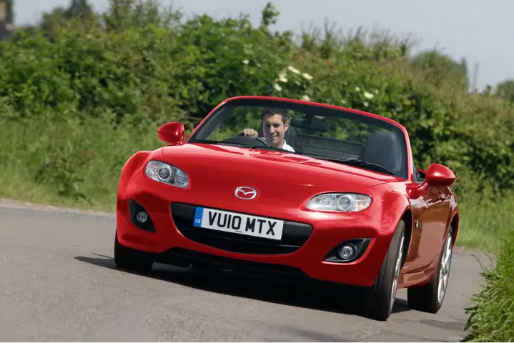 Đánh Giá Chi Tiết Mazda Mx-5 Miyako: Biểu Tượng Của Sự Tinh Tế Và Trải Nghiệm Lái Xe Thuần Chủng