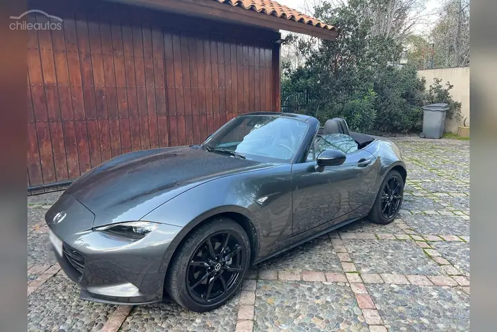Mazda Mx-5: Giá, Phiên Bản & Mua Xe Chile
