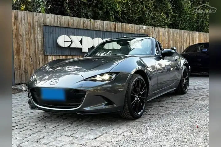 Mazda Mx-5: Giá, Phiên Bản & Mua Xe Chile