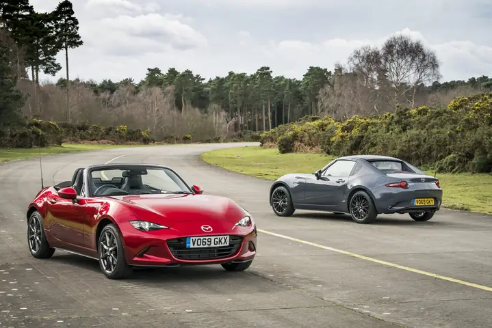 Mazda Mx-5: Xe Thể Thao Mui Trần 2 Chỗ