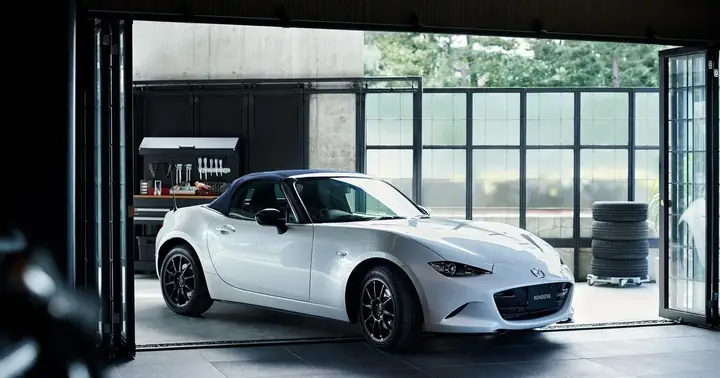 Đánh Giá Chi Tiết Mazda Mx-5 Trắng: Roadster Hoàn Hảo Đánh Giá Chi Tiết Mazda Mx-5 Trắng: Roadster Hoàn Hảo