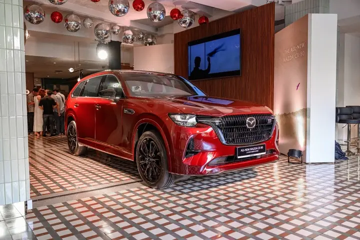 Mazda Những Năm 80 Tại Anh: Biểu Tượng Một Thời Của Ngành Công Nghiệp Ô Tô