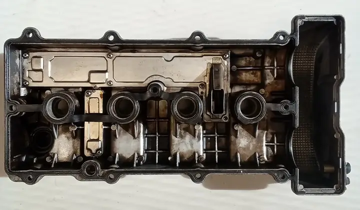 Mua Nắp Dàn Cò Mazda Protege & Gioăng Chính Hãng