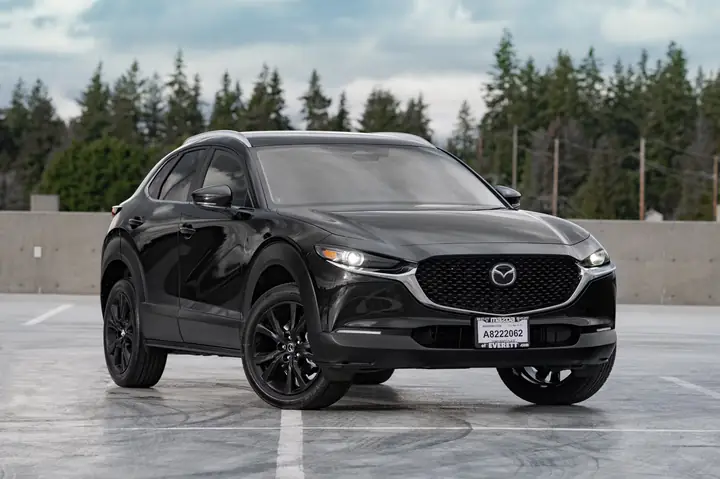 Thuê Xe Mazda: Các Dịch Vụ Renting Phổ Biến