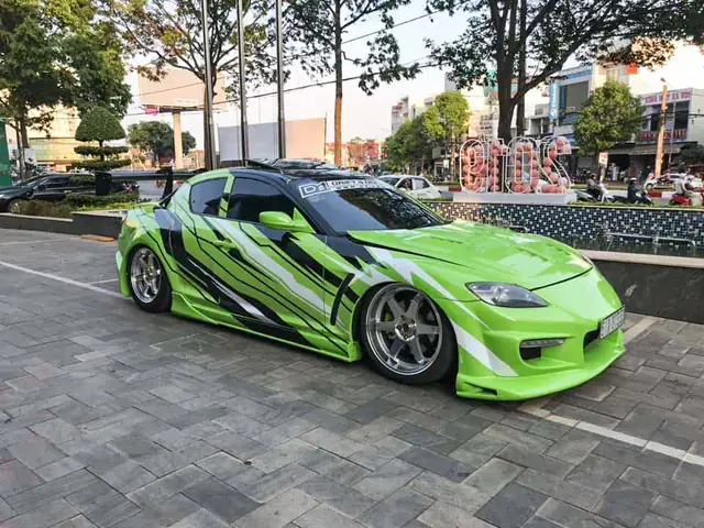 Mazda Rx-8 Cũ: Đánh Giá Chi Tiết Dòng Coupe Động Cơ Wankel Độc Bản Mazda Rx-8 Cũ: Đánh Giá Chi Tiết Dòng Coupe Động Cơ Wankel Độc Bản