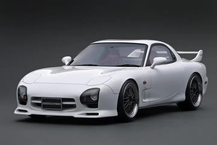 Mazda Rx7 White: Tất Tần Tật Về Phiên Bản Màu Trắng Độc Đáo