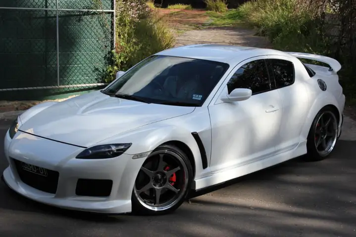 Mazda Rx-8 White: Đánh Giá Toàn Diện Xe Coupé 4 Cửa Động Cơ Wankel