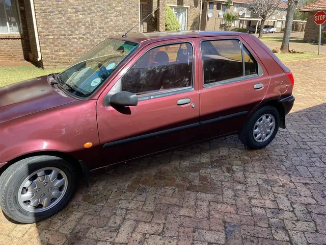 Mazda Soho 121: Đánh Giá Toàn Diện Và Thông Số Kỹ Thuật Mazda Soho 121: Đánh Giá Toàn Diện Và Thông Số Kỹ Thuật