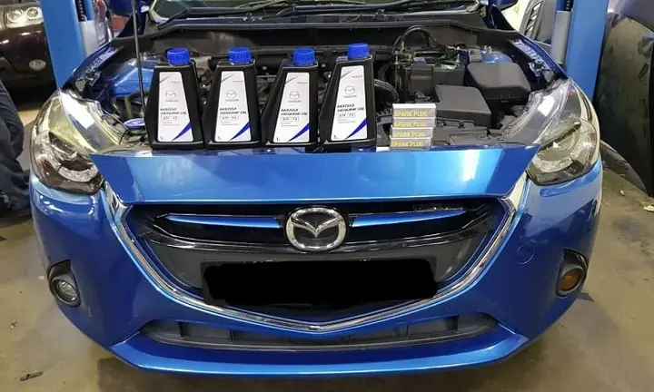 Mazda Sửa Xe Có Rẻ Không? Phân Tích Chi Phí & Lời Khuyên Từ Chuyên Gia