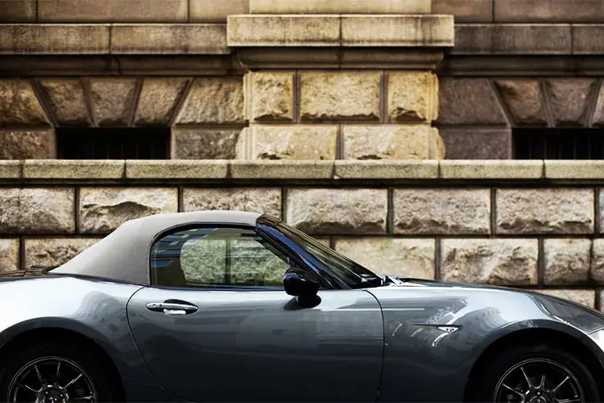 Mazda Thể Thao 2 Cửa: Biểu Tượng Phong Cách Và Hiệu Suất