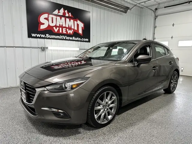 Mazda Titanium Flash Là Gì? Tổng Hợp Thông Tin Chi Tiết