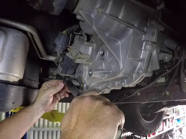 Mazda Cx-9: Khi Nào Cần Thay Dầu Hộp Số Phụ?