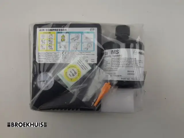 Cách Dùng Bộ Sửa Lốp Khẩn Cấp Mazda Hiệu Quả