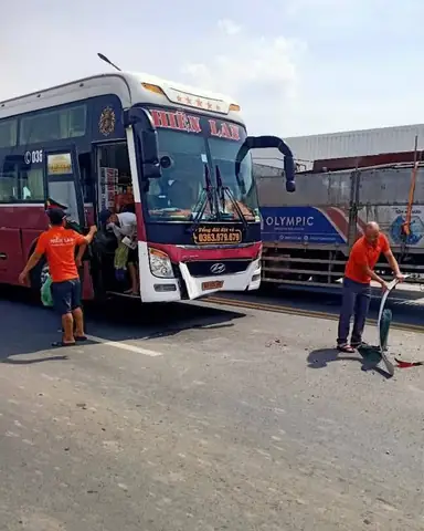 Mazda Xe Bus Đâm Vào Bus: Phân Tích Nguyên Nhân Và Bài Học Phòng Tránh
