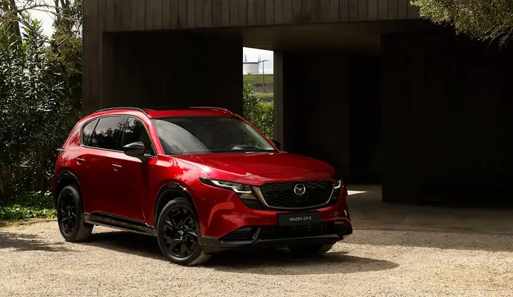Mazda: Vẻ Đẹp Đốn Tim, Bạn Sẽ Yêu Cô Ấy Vì Điều Đó