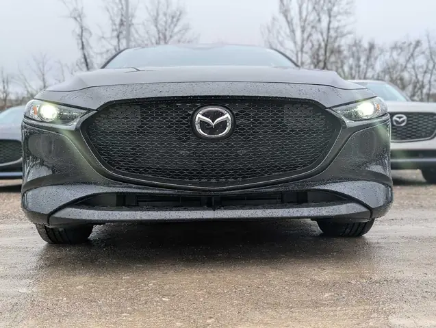 Mazda 3 Hatchback Greensburg: Mua Mới & Cũ, Giá