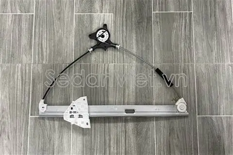 Moto Cửa Kính Xe Mazda 3 2004: Hướng Dẫn Khắc Phục & Lựa Chọn Thay Thế