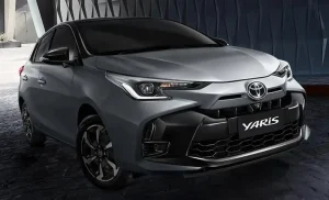 Mazda 3 Hay Toyota Yaris: Lựa Chọn Nào Cho Chiếc Xe Bạn Mơ Ước?