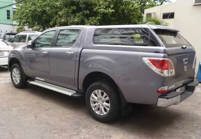 Nắp Thùng Cuộn Cb744 Mazda Bt50: Mẫu Mã & Lắp Đặt