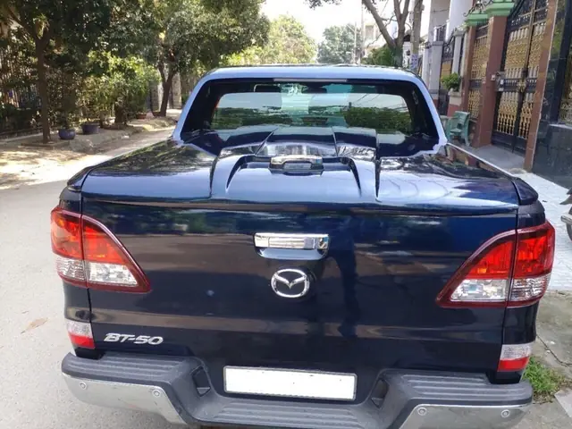 Nắp Thùng Mở 90 Độ Mazda: Giải Pháp Linh Hoạt Cho Xe Bán Tải