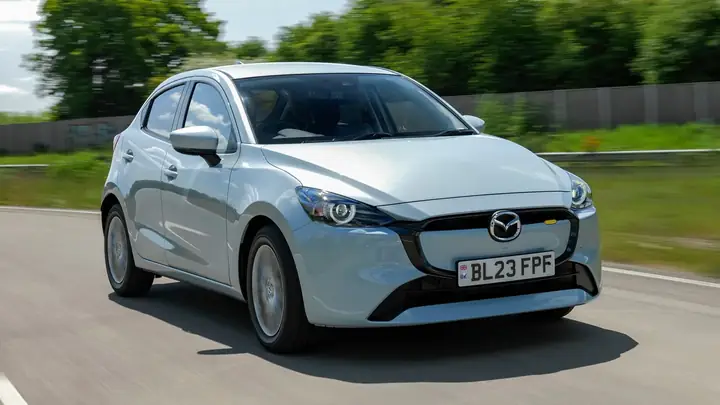 Xe Mazda Gần Như Mới: Top Mẫu & Nơi Mua Tốt Nhất