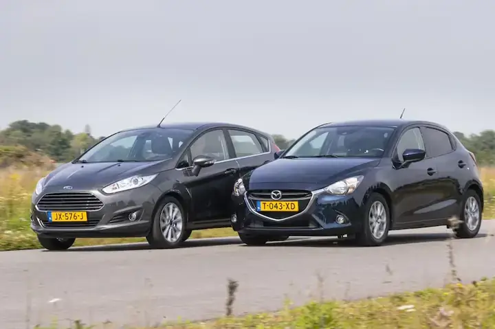 Ford Fiesta Vs Mazda 2: Nên Chọn Xe Nào Cho Gia Đình Việt?