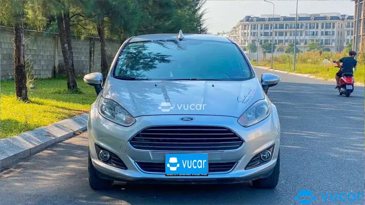 Ford Fiesta Vs Mazda 2: Nên Chọn Xe Nào Cho Gia Đình Việt?
