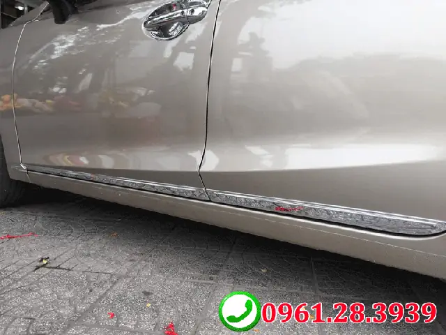 Nẹp Sườn Inox Mazda 6: Nâng Tầm Vẻ Đẹp & Bảo Vệ Xe