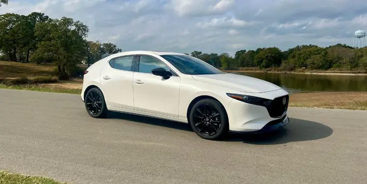 Mazda 3: Các Phiên Bản Và Thông Số Chi Tiết