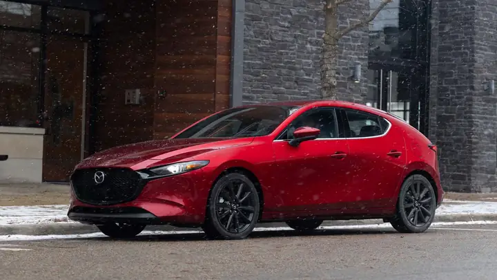 Mazda 3 Specs: Trọng Lượng, Kích Thước & Động Cơ