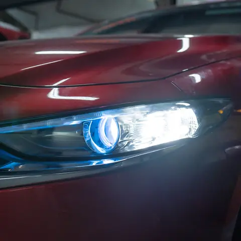 Nhận Diện Ánh Sáng Mazda 3 2.0: Hướng Dẫn Chi Tiết Cho Người Dùng